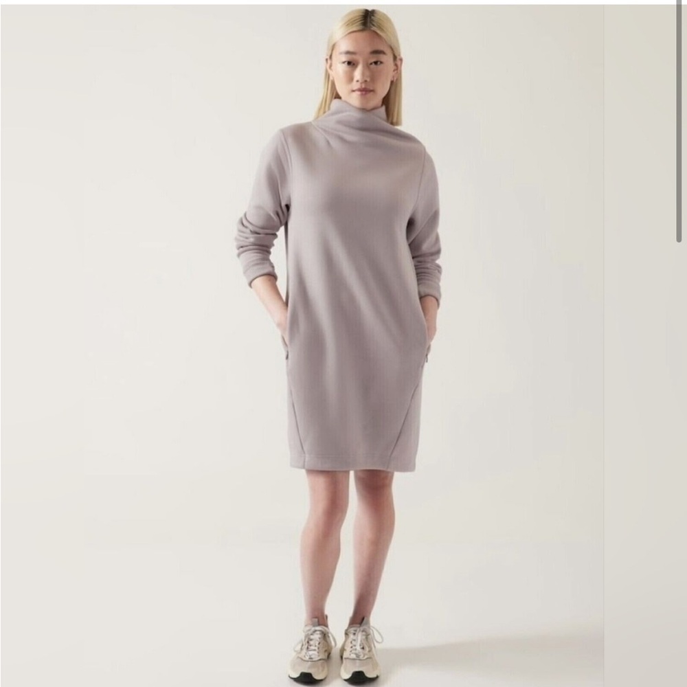 Athleta EUC Cozy Karma Mockneck Long Sleeve Fleece Lined Pullover Dress